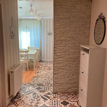 Igi White Flat With Free Private Parking Apartment