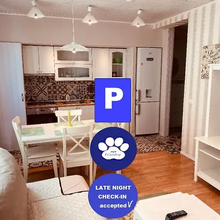 Igi White Flat With Free Private Parking *