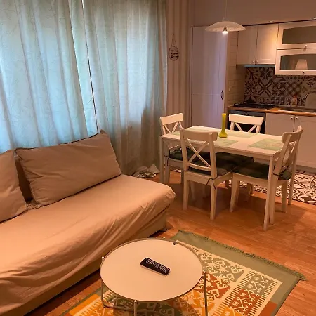 Apartman Igi White Flat With Free Private Parking