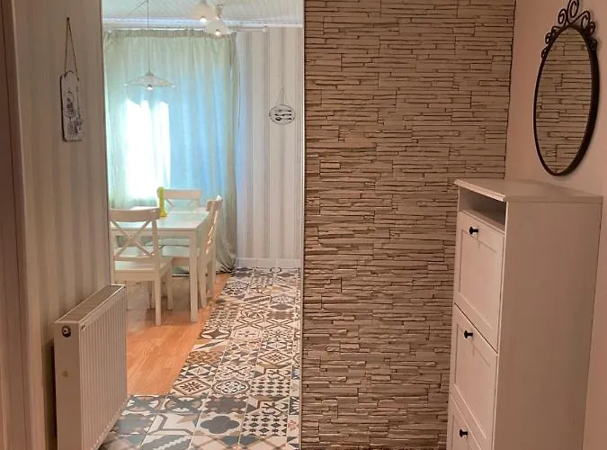 Igi White Flat With Free Private Parking Lägenhet