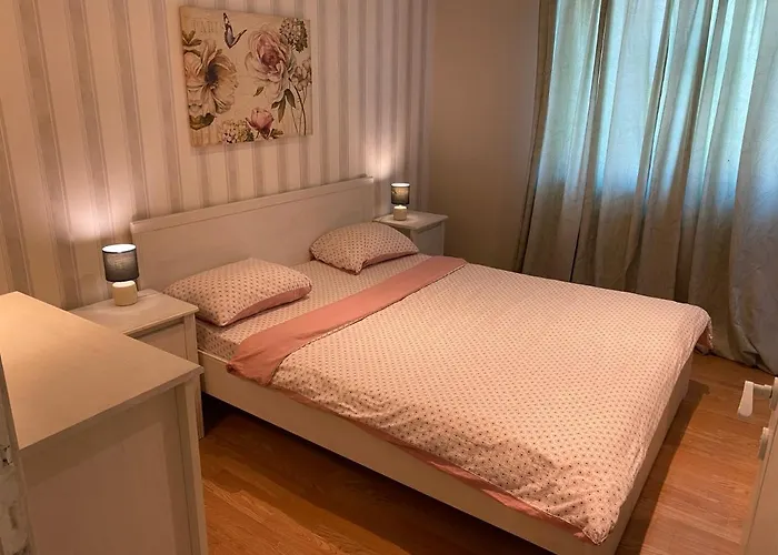 Daire Igi White Flat With Free Private Parking Kaloşvar