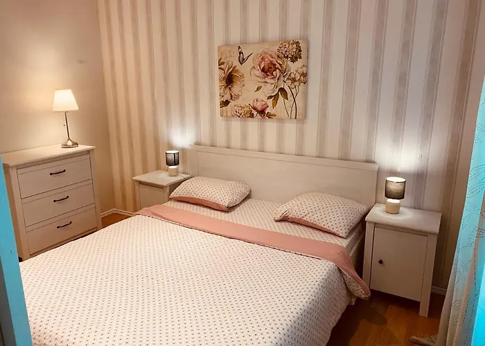 Igi White Flat With Free Private Parking * Kaloşvar